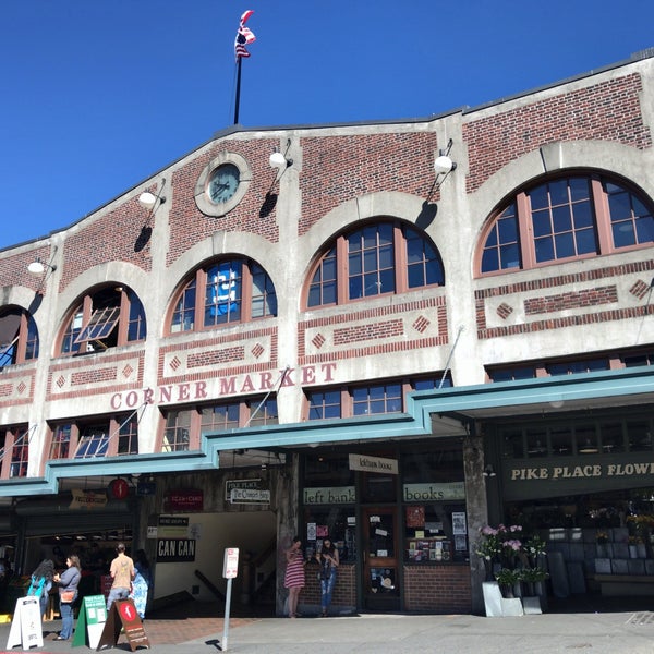 Corner Market Building Structure in Pike Place