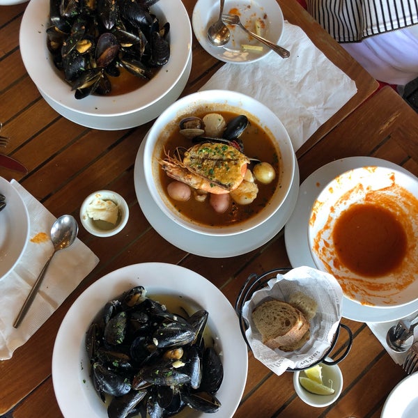 Order the mussels (both) and bouillabaisse!