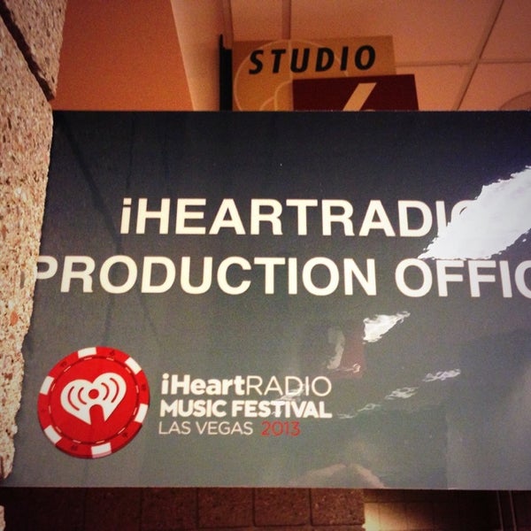 Photo prise au iHeartRadio Music Festival 2013 par Rob R. le9/20/2013