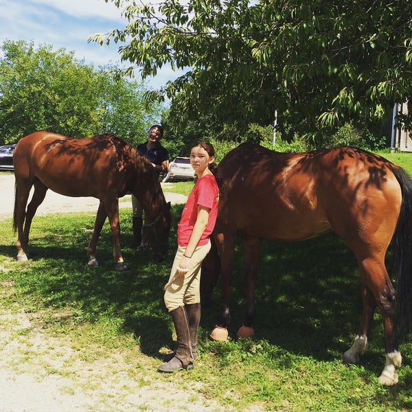 Снимок сделан в Thomas School of Horsemanship Summer Day Camp &amp; Riding School пользователем Masayo K. 8/23/2015