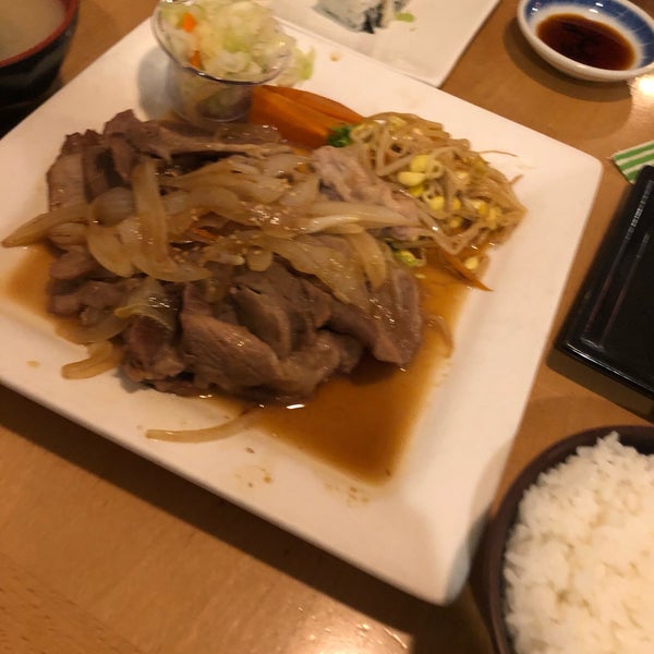 6/1/2019 tarihinde Masayo K.ziyaretçi tarafından Ariyoshi Japanese Restaurant'de çekilen fotoğraf