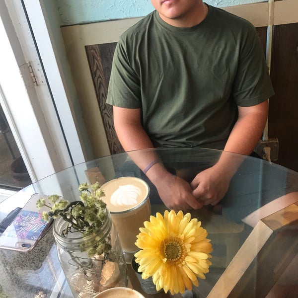 Photo taken at Island Brew Coffeehouse by Roxy S. on 7/9/2019