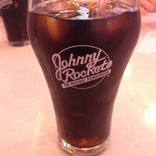 Photo taken at Johnny Rockets by Rita on 5/9/2013