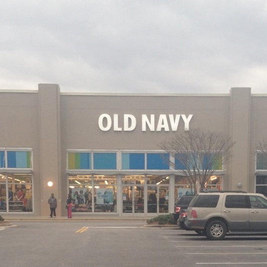 Old Navy Clothing Store In Cary
