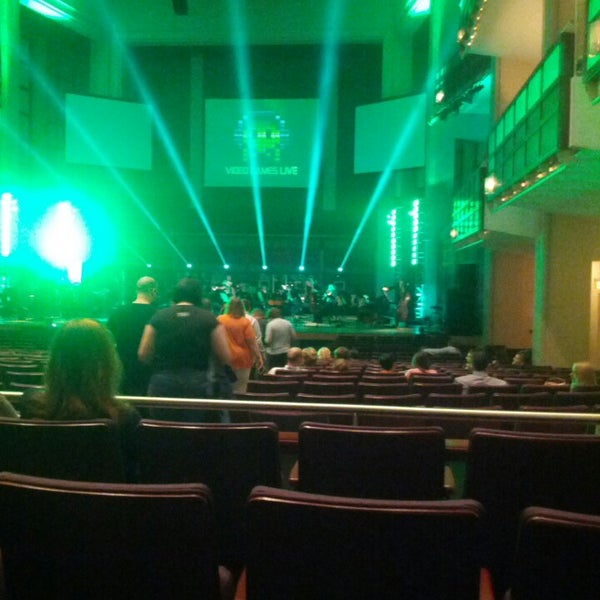 6/7/2013에 Jon G.님이 Meymandi Concert Hall에서 찍은 사진