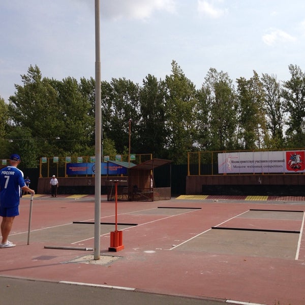 Федерация городошного спорта. Федерация городошного спорта Москвы. Городошный спорт фото. Олег Эскиндаров Федерация городошного спорта. Федерация городошного спорта России документы.