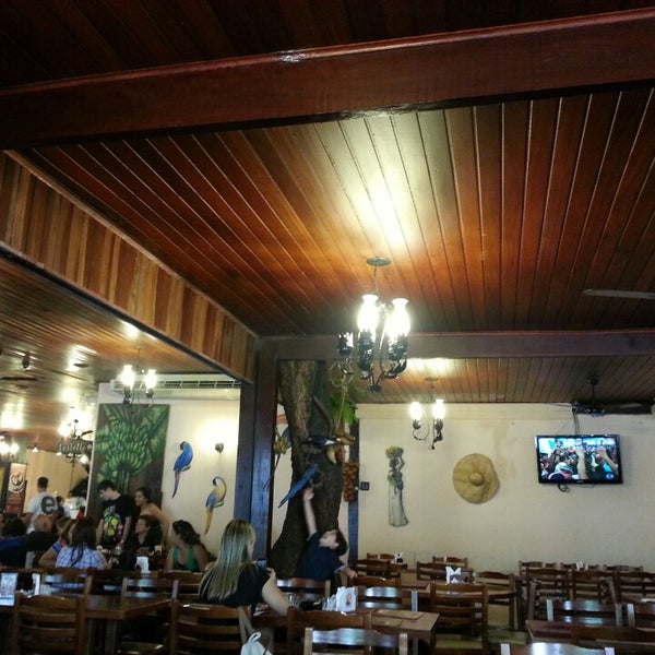 Foto diambil di Restaurante À Mineira oleh Abilio F. pada 6/29/2013