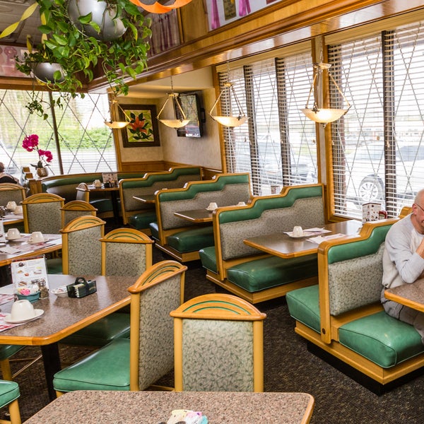 Prime Table Restaurant Restaurante americano en Niles