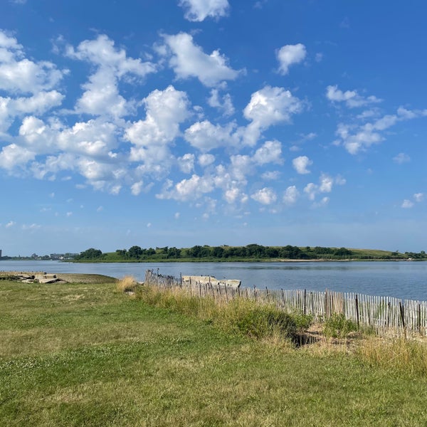 Photos at Bayswater Point State Park Far Rockaway, NY