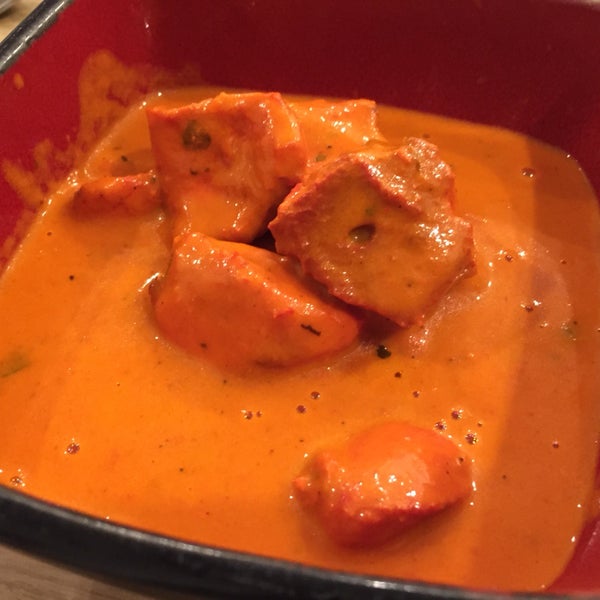 chicken tikka masala was ok. pretty mild though, if you like it more spicy.