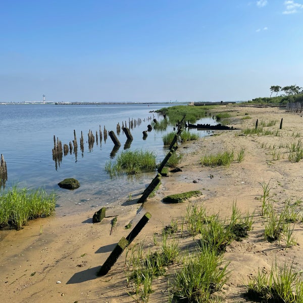 Photos at Bayswater Point State Park Far Rockaway, NY