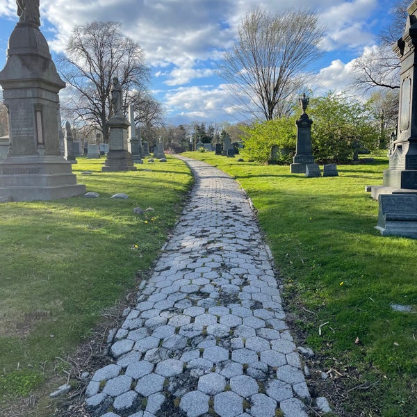 4/12/2024 tarihinde Nate F.ziyaretçi tarafından Green-Wood Cemetery'de çekilen fotoğraf