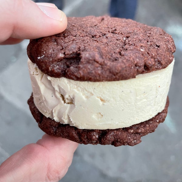 malted vanilla ice cream on chocolate cookie sandwich