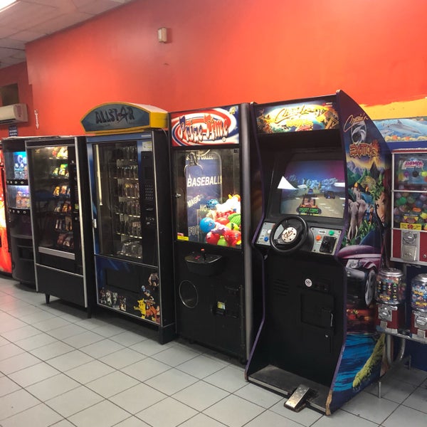 Super Clean/Clean Rite Laundromat - Borough Park - 9 tips