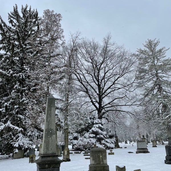 Foto scattata a Cimitero di Green-Wood da Nate F. il 2/13/2022