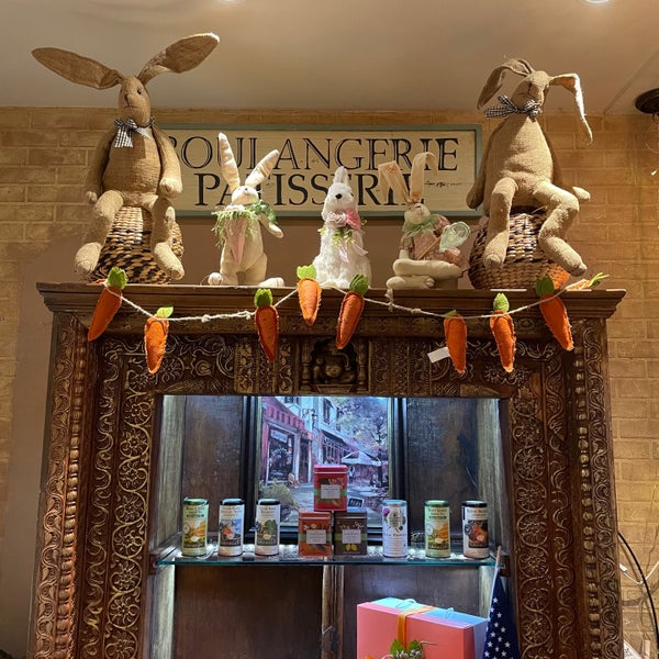 Ciro's Pastry Bakery in Queens