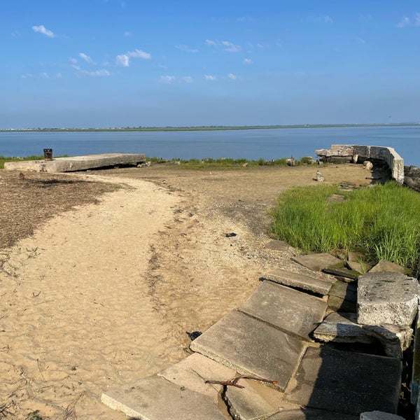 Photos at Bayswater Point State Park Far Rockaway, NY