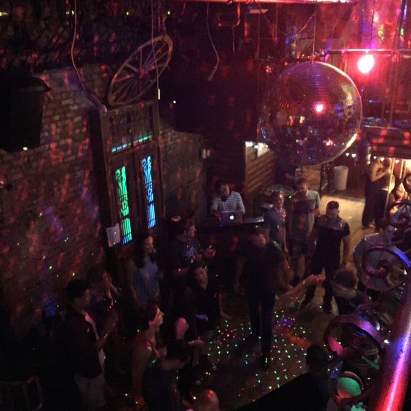 thursday night dancing was lively, not too packed, and not too dark. good crowd, eccentric decor.