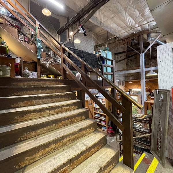 Staples Mill Antiques 1 tip from 209 visitors