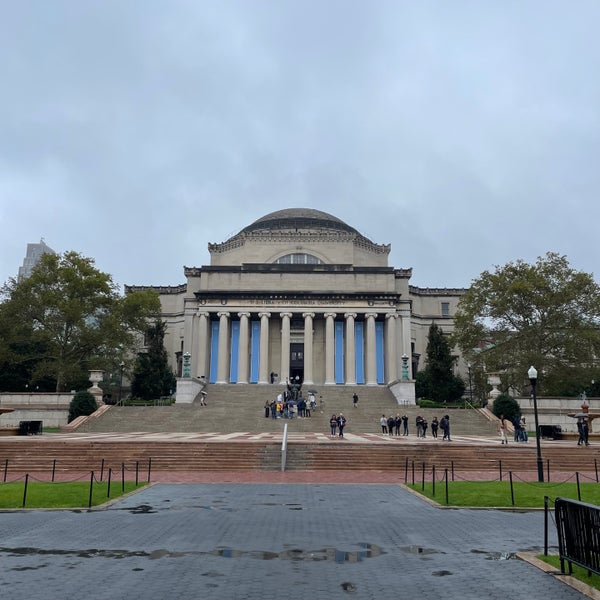10/7/2023 tarihinde Nate F.ziyaretçi tarafından Columbia Üniversitesi'de çekilen fotoğraf