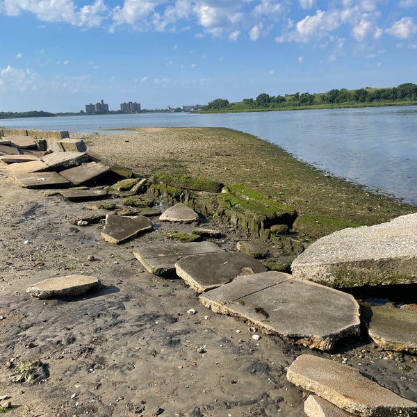 Photos at Bayswater Point State Park Far Rockaway, NY