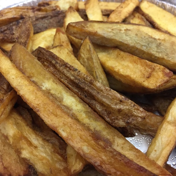generous serving of well seasoned french fries travels pretty well