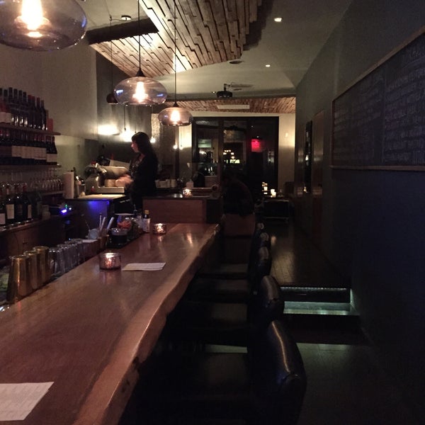 11/8/2015にNate F.がParish Cocktail Barで撮った写真