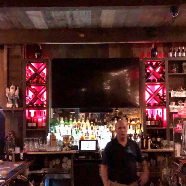 Speakeasy bar. Buckatabon lodge and lighthouse pub. Питейные заведения гейдельберга. Led барная стойка. Лайт проджект томск.