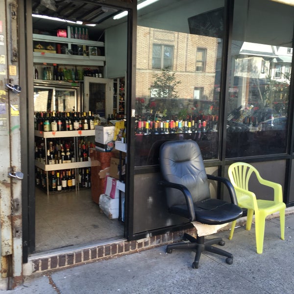 Jobby Wine & Liquor Liquor Store in Brooklyn