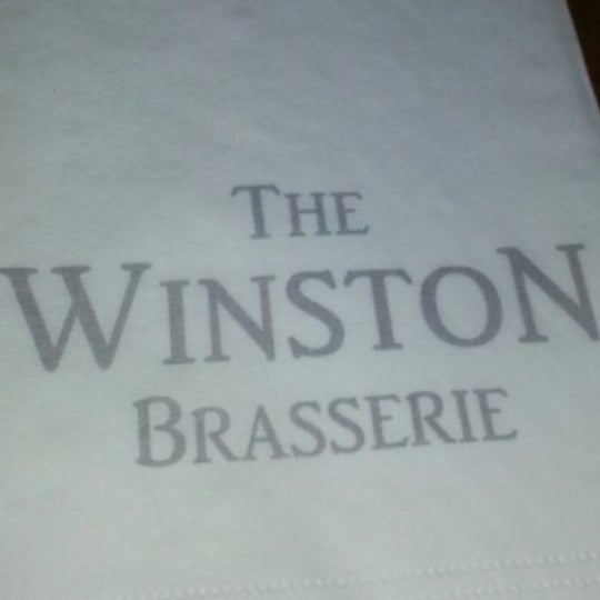 6/23/2013に🎀SeVGi🎀がThe Winston Brasserieで撮った写真