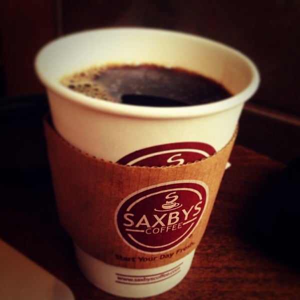 Photo taken at Saxbys Coffee by Pablo on 12/16/2013