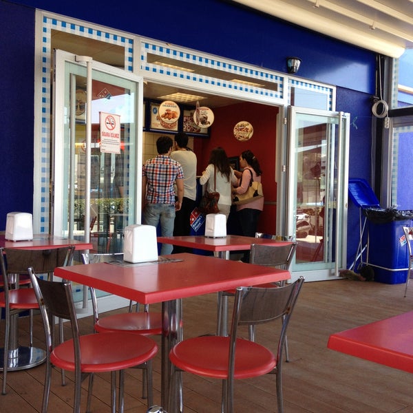 Domino�s Pizza Cihangir 2593 ziyaretçidan 7 tavsiye