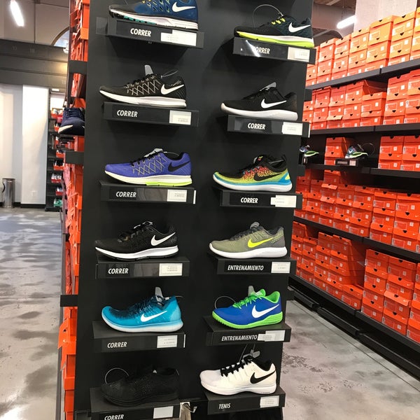 Купить найк в москве outlet nike