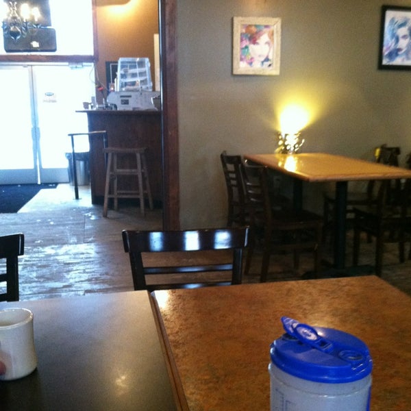2/22/2013 tarihinde Ryan M.ziyaretçi tarafından Corner Coffee'de çekilen fotoğraf