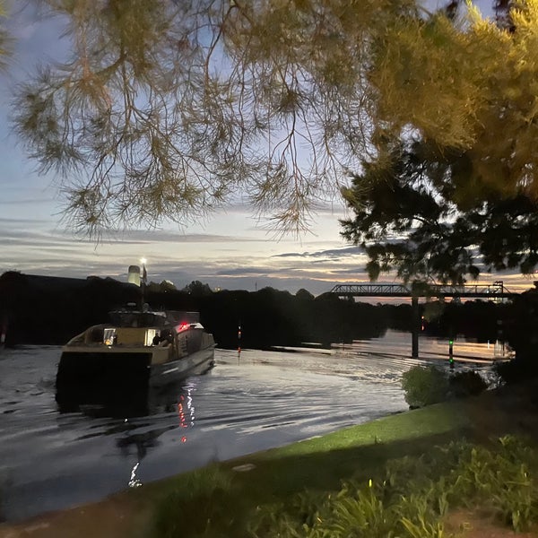 Rydalmere Ferry Wharf 2 tips