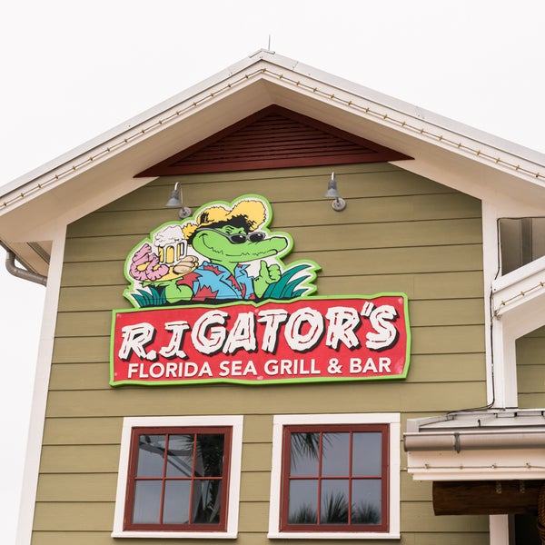 RJ Gator's Florida Sea Grill & Bar  Restaurante americano