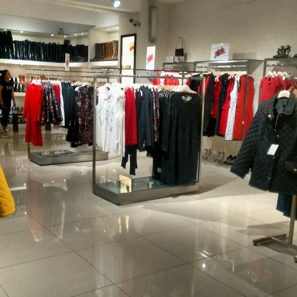 Julio Boutique en Downtown