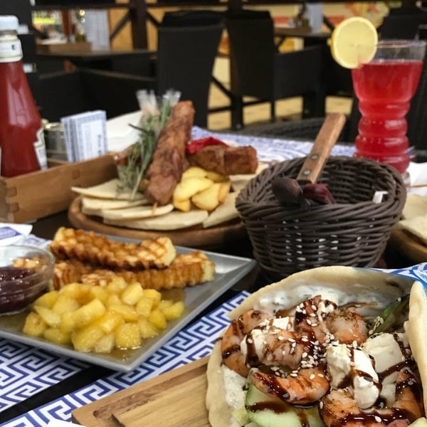 Гиро ван гирос. Гирос джан раевская. Дон гирос. Гиро ван гирос. Дон гирос.