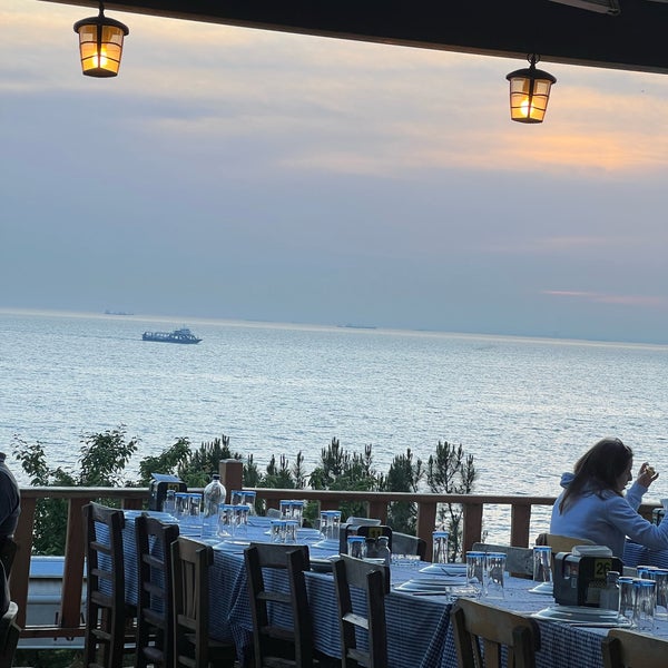 5/28/2022 tarihinde barischziyaretçi tarafından Kalpazankaya Restaurant'de çekilen fotoğraf