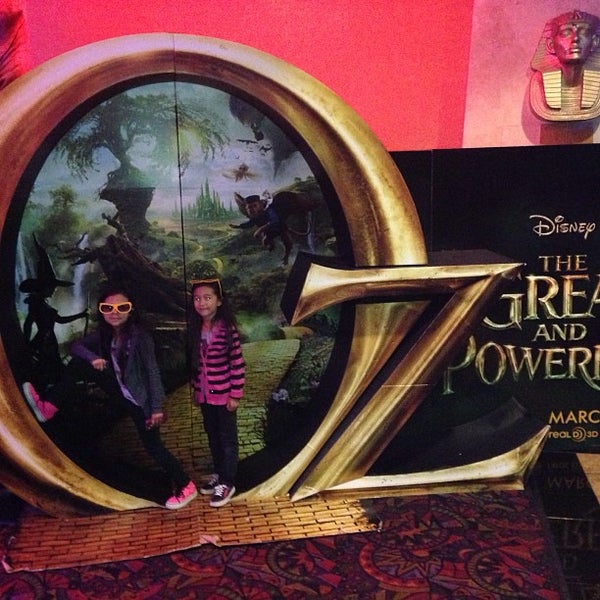 Fotos en Regal Edwards Mira Mesa 4DX, IMAX & RPX Cine en San Diego