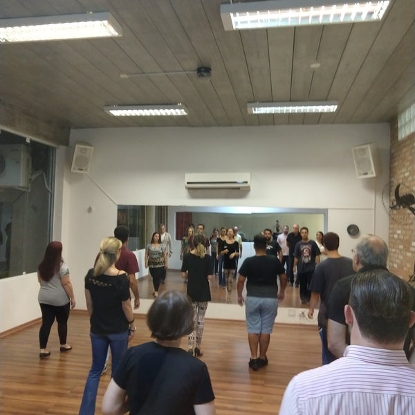 Dafne Macruz Dança e Movimento - Arts and Entertainment in São Paulo
