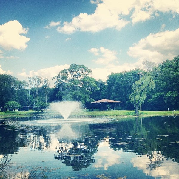 V s park. V s park