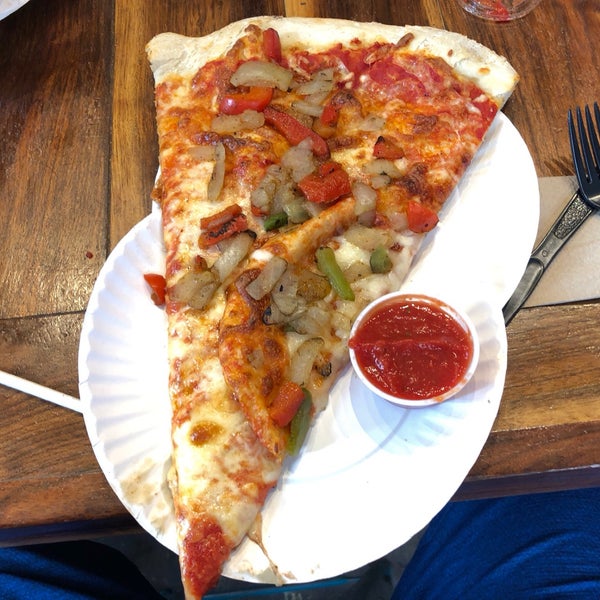 Benny Damato's Pizza Place in Norfolk