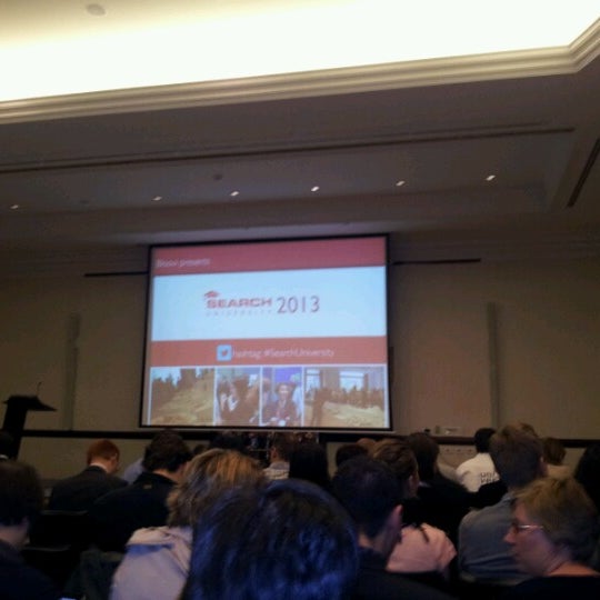 Search university. Кампус европейского университета германия. Search university. Университет донгу корея. Девушка ищет университет.