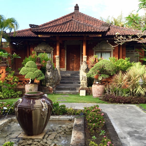 Photo taken at Keraton Jimbaran Resort &amp; Spa by Matej H. on 6/25/2015