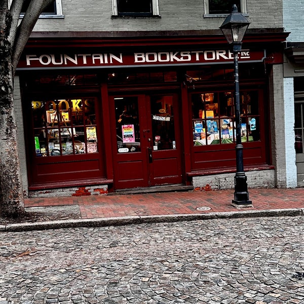 Fountain Bookstore Shockoe Slip 1312 E Cary St