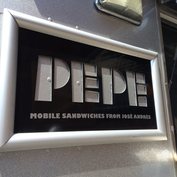 Снимок сделан в Pepe Food Truck [José Andrés] пользователем Bill A. 5/16/2015