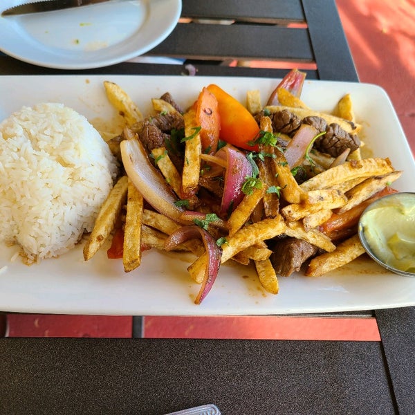 Photo taken at Sazón - Peruvian Cuisine by Eduardo H. on 3/21/2021