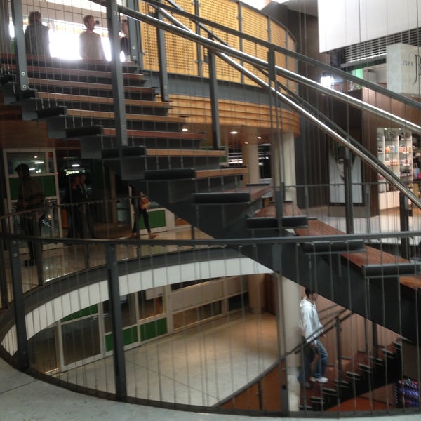 Erina Fair Shopping Mall in Erina