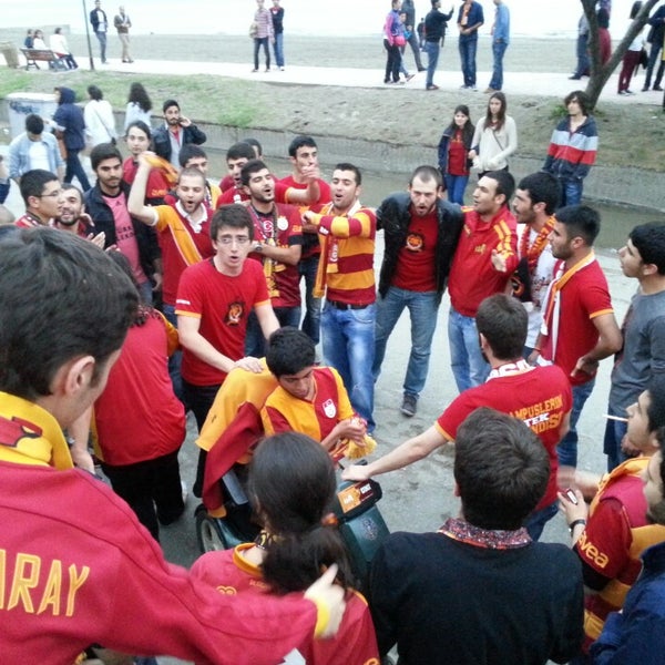 Kahve Nefes 5786 ziyaretçidan 74 tavsiye